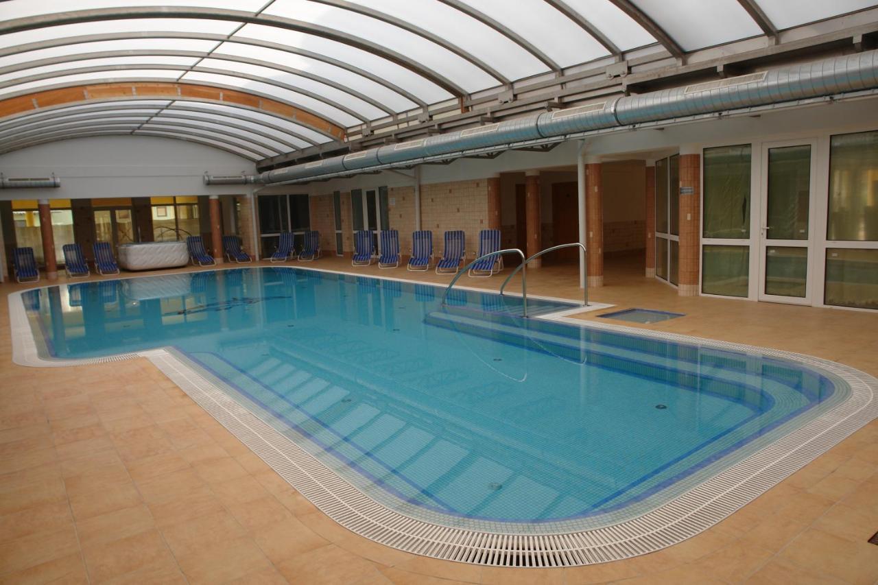 Aliz Apartman ザラカロシュ エクステリア 写真