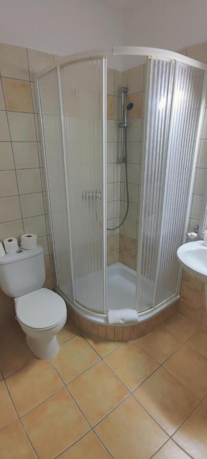 Aliz Apartman ザラカロシュ エクステリア 写真